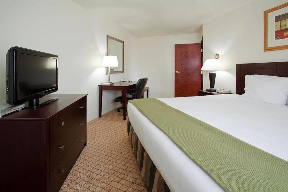 Holiday Inn Colorado Springs - Airport By Ihg Exterior foto